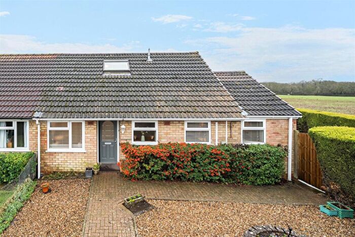 4 Bedroom Semi-Detached Bungalow For Sale In Wentworth Way, Stoke Bruerne, NN12