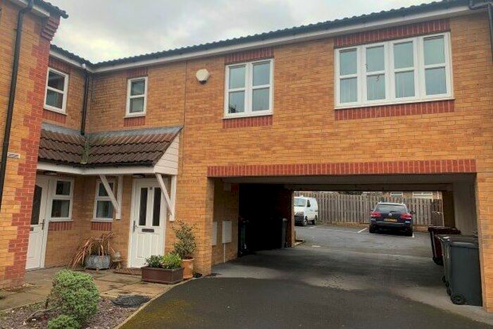 1 Bedroom Flat To Rent In Embankment Close, Mansfield, NG20