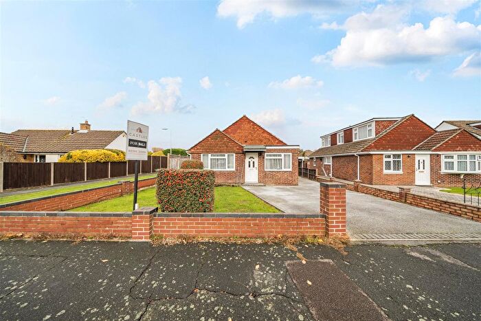 3 Bedroom Detached Bungalow For Sale In Haslar Crescent, Waterlooville, PO7