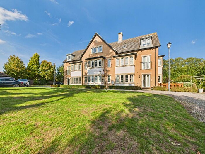 1 Bedroom Flat For Sale In Spinney House, Chapel Street, Yaxley, PE7