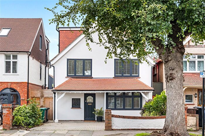 4 Bedroom Detached House For Sale In Portland Avenue, Hove, East Sussex, BN3
