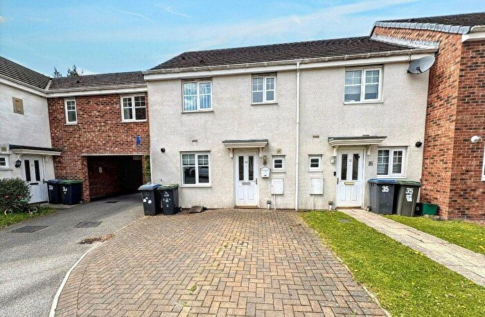 3 Bedroom End Of Terrace House For Sale In The Green, Consett, DH8