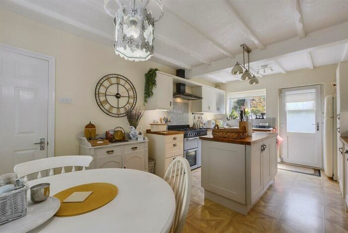 3 Bedroom Detached House For Sale In College Street, Long Eaton, NG10