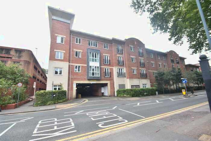 1 Bedroom Property To Rent In Park View, Grenfell Road, Maidenhead, Berkshire, SL6