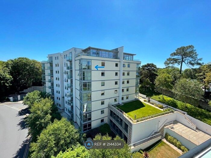 2 Bedroom Flat To Rent In The Pinnacle, Bournemouth, BH1