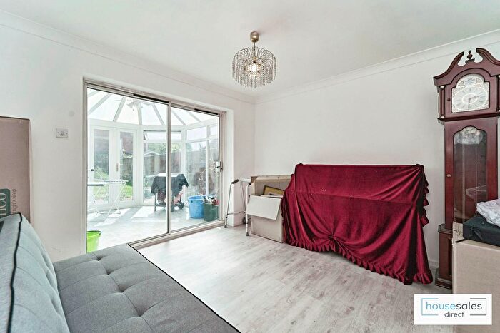 5 Bedroom Detached House For Sale In Keble Grove, Walsall, WS1