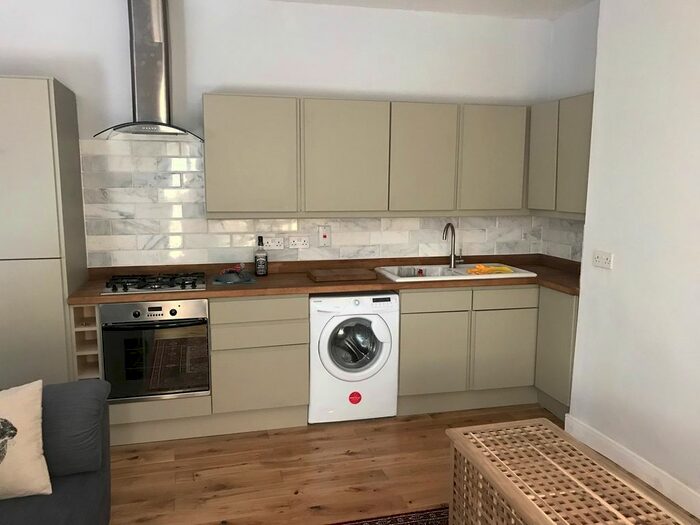 2 Bedroom Flat To Rent In Gloucester Road, Horfield, Bristol BS7