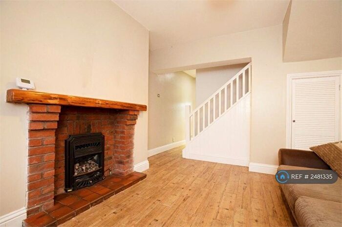 2 Bedroom Terraced House To Rent In Buxton Road, High Lane, Stockport, SK6