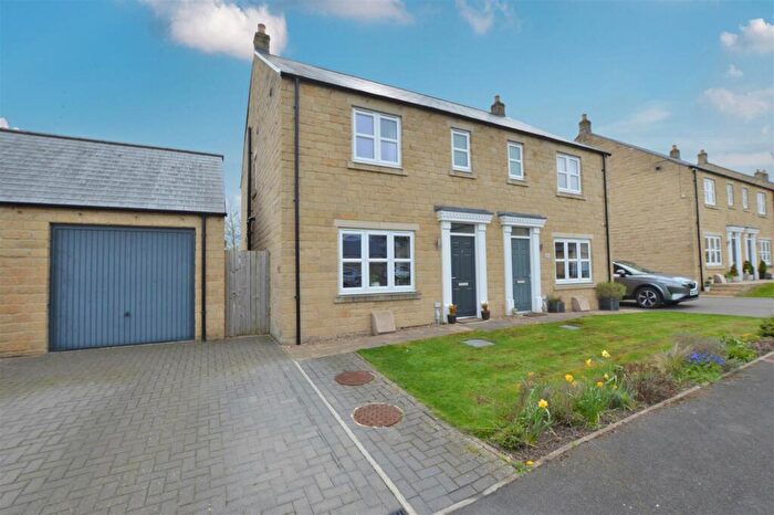 3 Bedroom Semi Detached House For Sale In Station Rise, Leyburn, DL8