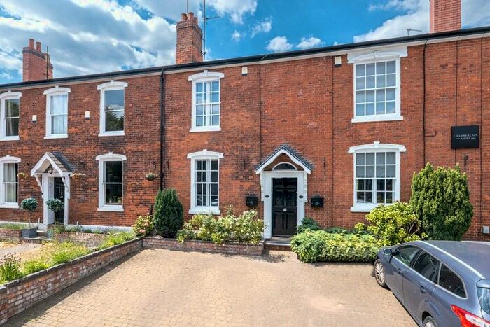 3 Bedroom Terraced House To Rent In Bristol Road, Edgbaston, B5