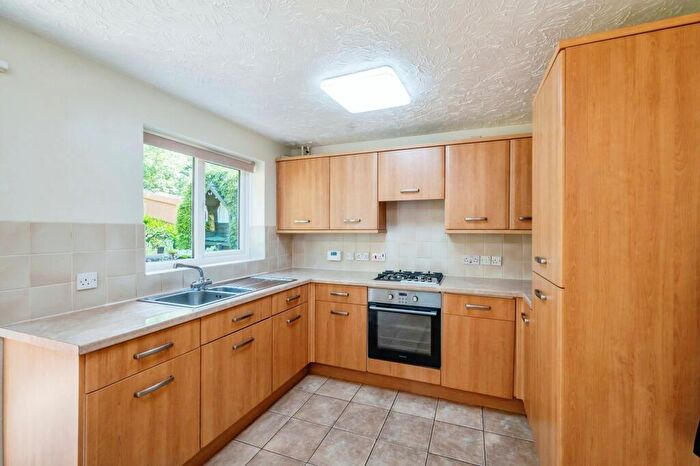 3 Bedroom Link Detached House For Sale In Combroke Grove, Hatton Park, Warwick, CV35