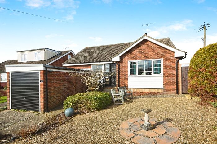 3 Bedroom Detached Bungalow For Sale In Saffron Gardens, Wethersfield, Braintree, CM7