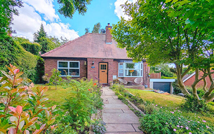 3 Bedroom Detached Bungalow For Sale In Windgate Hill, Conisbrough, DN12