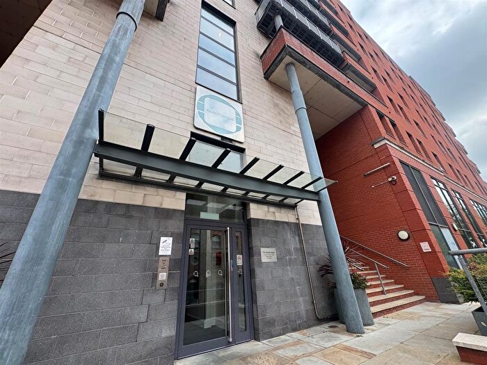 1 Bedroom Flat To Rent In The Quadrangle, Lower Ormond Street, Manchester, M1