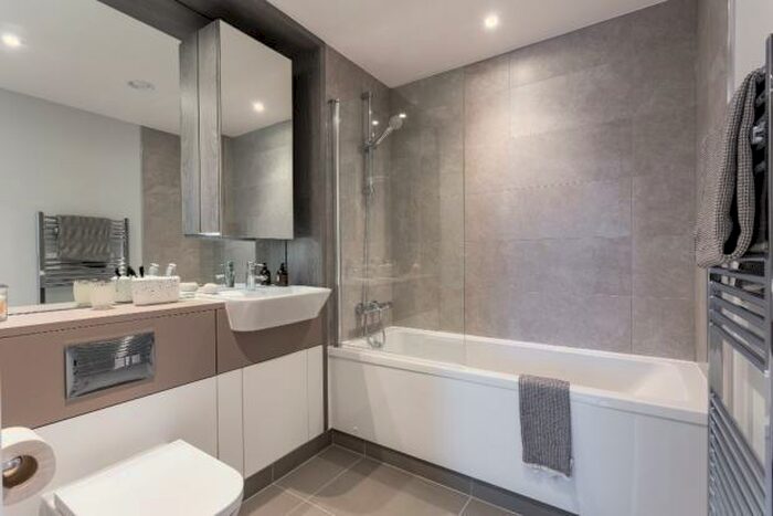 2 Bedroom Apartment To Rent In Failreads, Wickford Way, London, E17