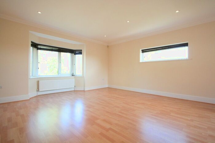 2 Bedroom Flat To Rent In Alexandra Avenue, South Harrow, Harrow, HA2