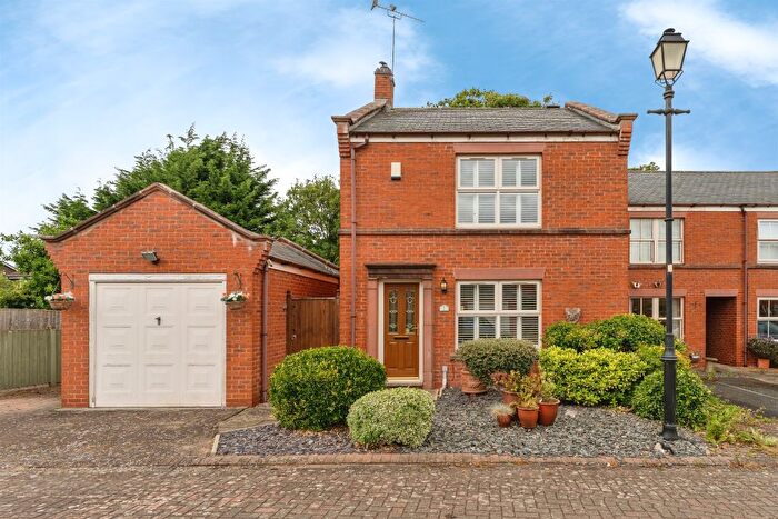 2 Bedroom End Of Terrace House For Sale In Breen Close, Tattenhall, Chester, CH3