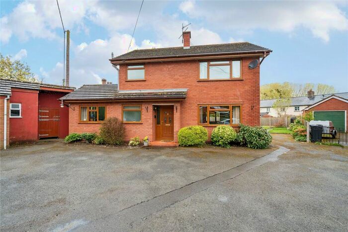 3 Bedroom Detached House For Sale In Glasbury, Hereford, HR3