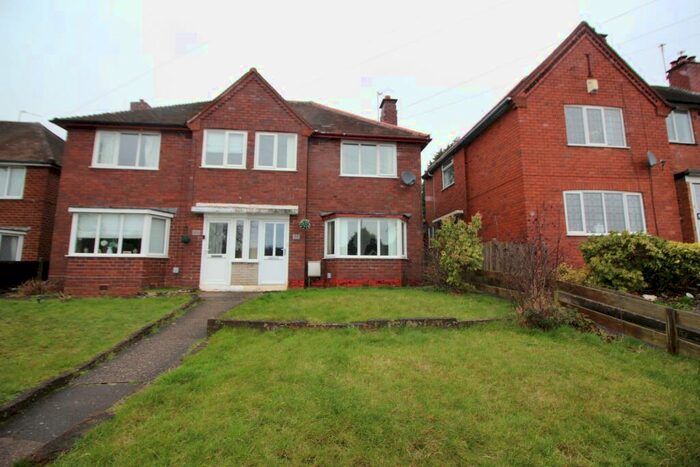 3 Bedroom Terraced House To Rent In Queslett Road, Birmingham, B43