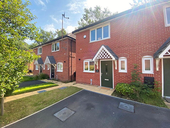 2 Bedroom Semi-Detached House For Sale In Walter Mills Way, Oldham, OL4