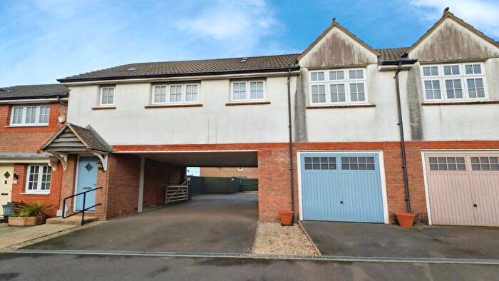 2 Bedroom Coach House For Sale In Hermitage Wood Road, Bristol, BS16