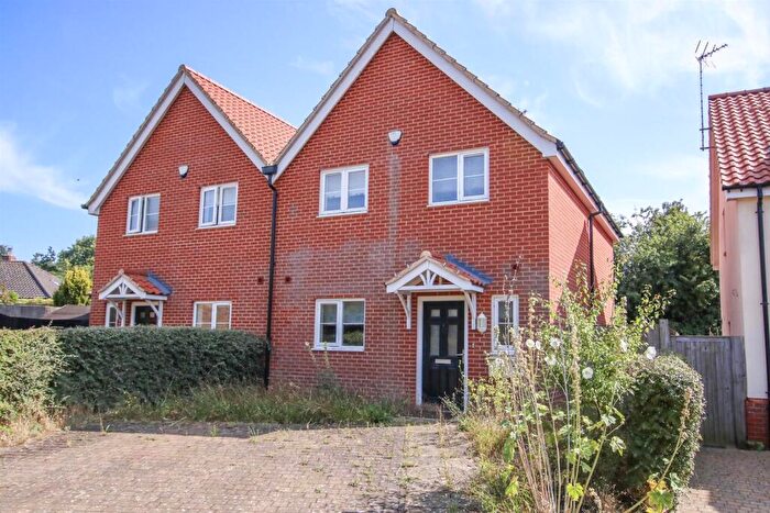 2 Bedroom Semi-Detached House For Sale In Friston, Suffolk, IP17