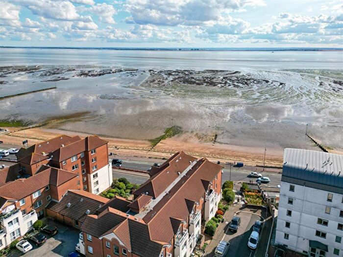 1 Bedroom Retirement Property For Sale In Holland Road, Westcliff-On-Sea, SS0