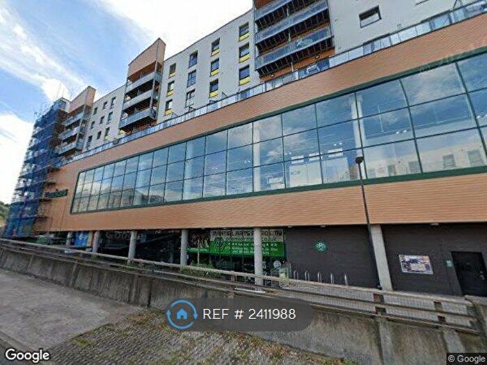 2 Bedroom Flat To Rent In Pinner Road, Harrow, HA1