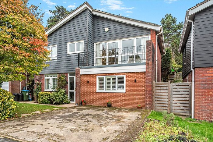 5 Bedroom Detached House For Sale In Chesterfield Drive, Sevenoaks, Kent, TN13