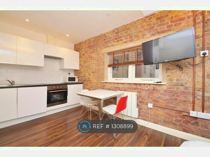 Studio To Rent In Curtain Road, London EC2A