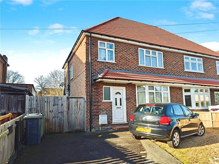 4 Bedroom Semi-Detached House To Rent In Beckingham Road, Guildford, Surrey, GU2