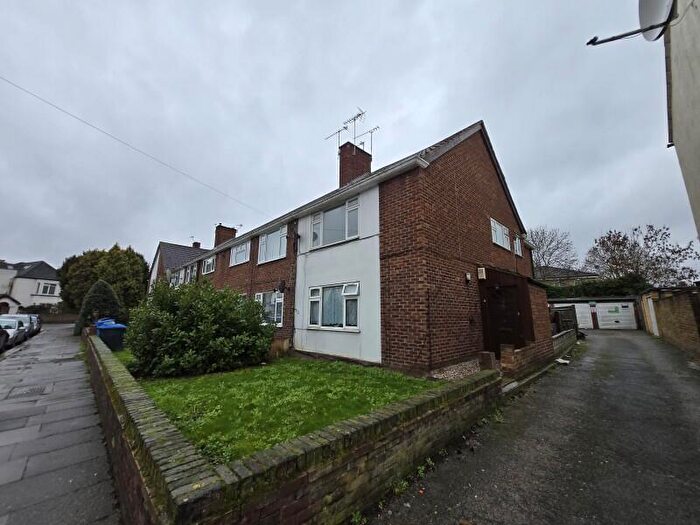 2 Bedroom Flat To Rent In Garfield House, Edmonton, N9