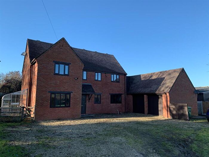 Detached House To Rent In Mollington Lane, Warmington, Banbury, OX17