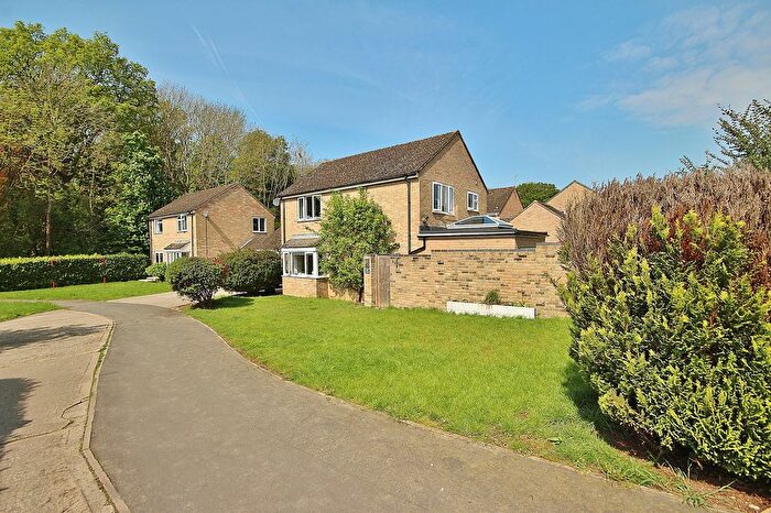 4 Bedroom Detached House For Sale In Broadmarsh Lane, Freeland, OX29