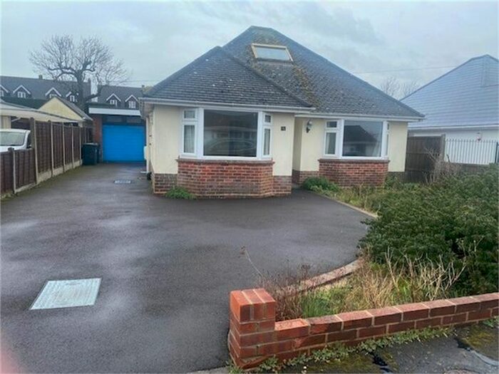 2 Bedroom Detached Bungalow To Rent In Fulmar Road, Mudeford, Christchurch, BH23