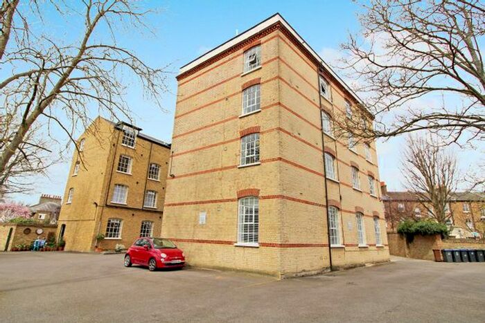 1 Bedroom Flat To Rent In Park Road, Bromley, BR1