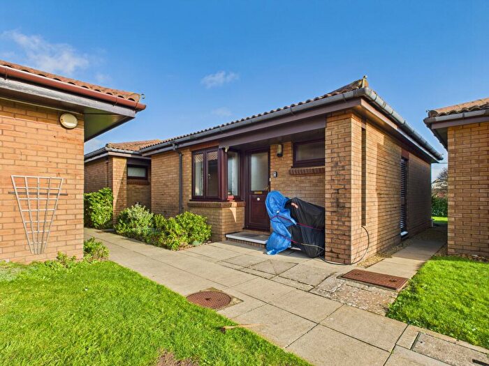 1 Bedroom Detached Bungalow For Sale In Admiralty Court, Bournemouth, BH6