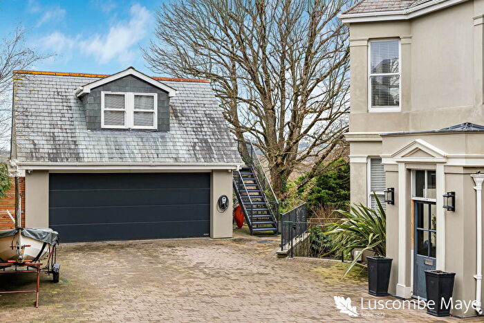 6 Bedroom Detached House For Sale In Nettlehayes, Elburton, Plymstock, PL9