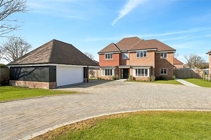 5 Bedroom Detached House For Sale In Alba House, Brook Avenue, Warsash, Southampton, SO31