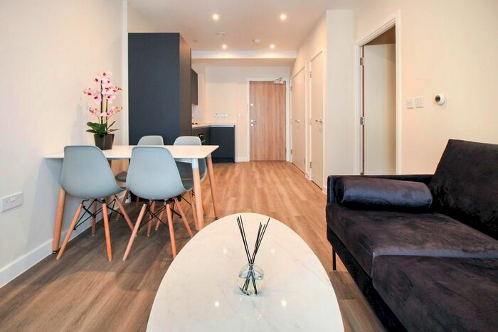 1 Bedroom Flat To Rent In Frank Searle Passage, London, E17