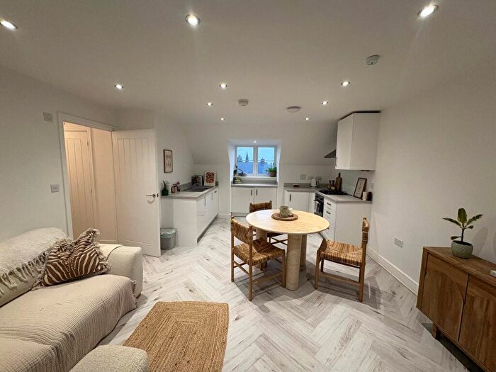 1 Bedroom Flat To Rent In Hardinge Close, Wellesley, Aldershot, Hampshire, GU11