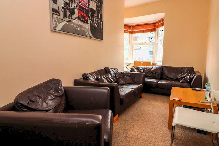 4 Bedroom Flat To Rent In Chapel Road, Southampton, SO14