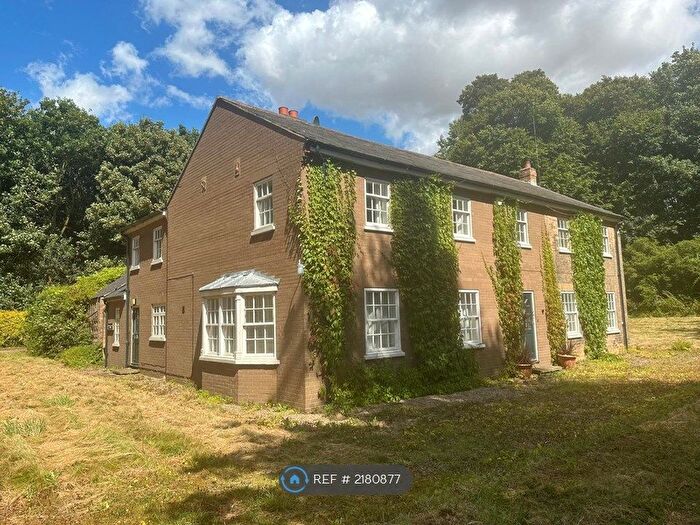 4 Bedroom Detached House To Rent In Brigg Road, Limber, Grimsby, DN37