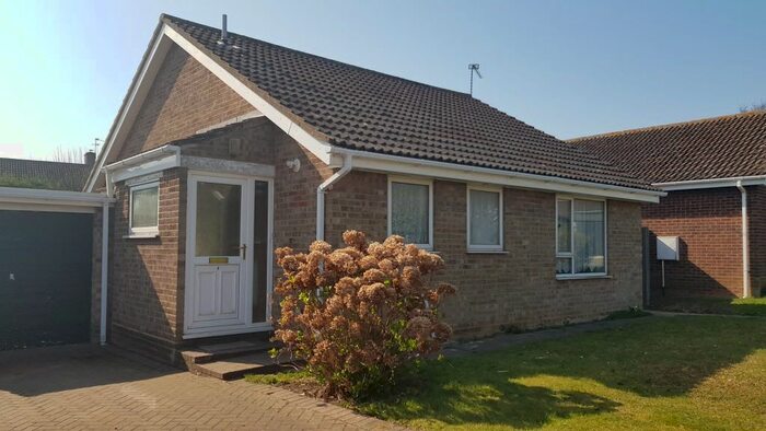 2 Bedroom Detached House To Rent In Tenterden Close, Carlton Colville, Lowestoft, NR33