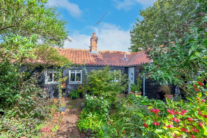 2 Bedroom Semi-Detached Bungalow For Sale In Moor End Lane, Stibbard, NR21