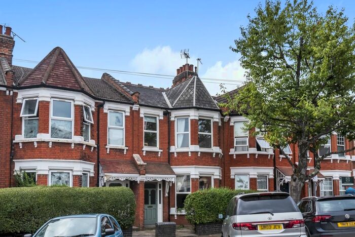 3 Bedroom Terraced House To Rent In Northcott Avenue, London, N22