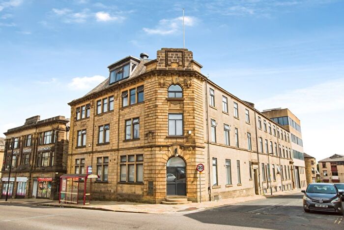 1 Bedroom Flat For Sale In King Cross Street, Halifax, West Yorkshire, HX1