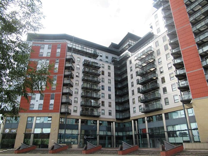 2 Bedroom Flat To Rent In Riverside Way, Leeds, LS1