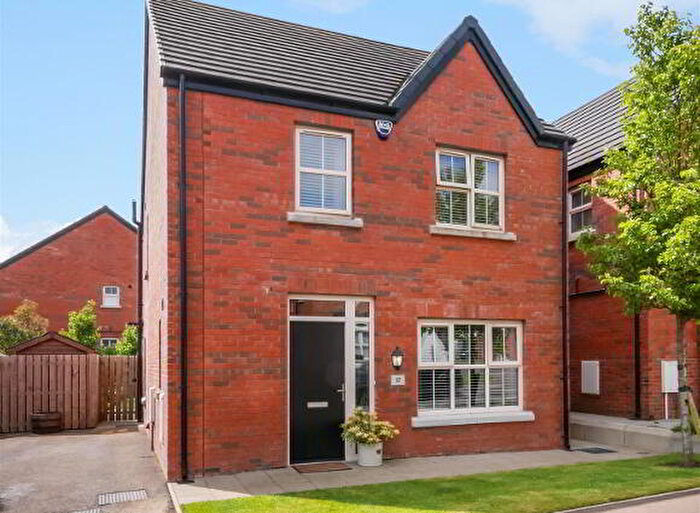 House For Sale In Black Quarter Meadow, Belfast, BT8