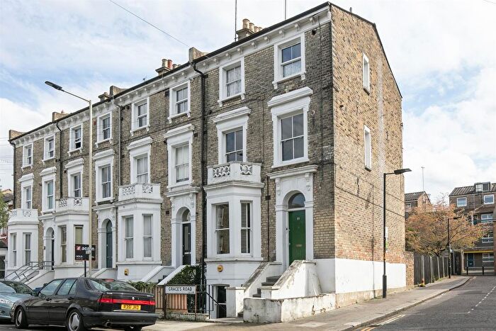 2 Bedroom Flat For Sale In Graces Road, Camberwell, SE5